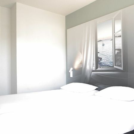B&B Hotel อิแยร์ ภายนอก รูปภาพ