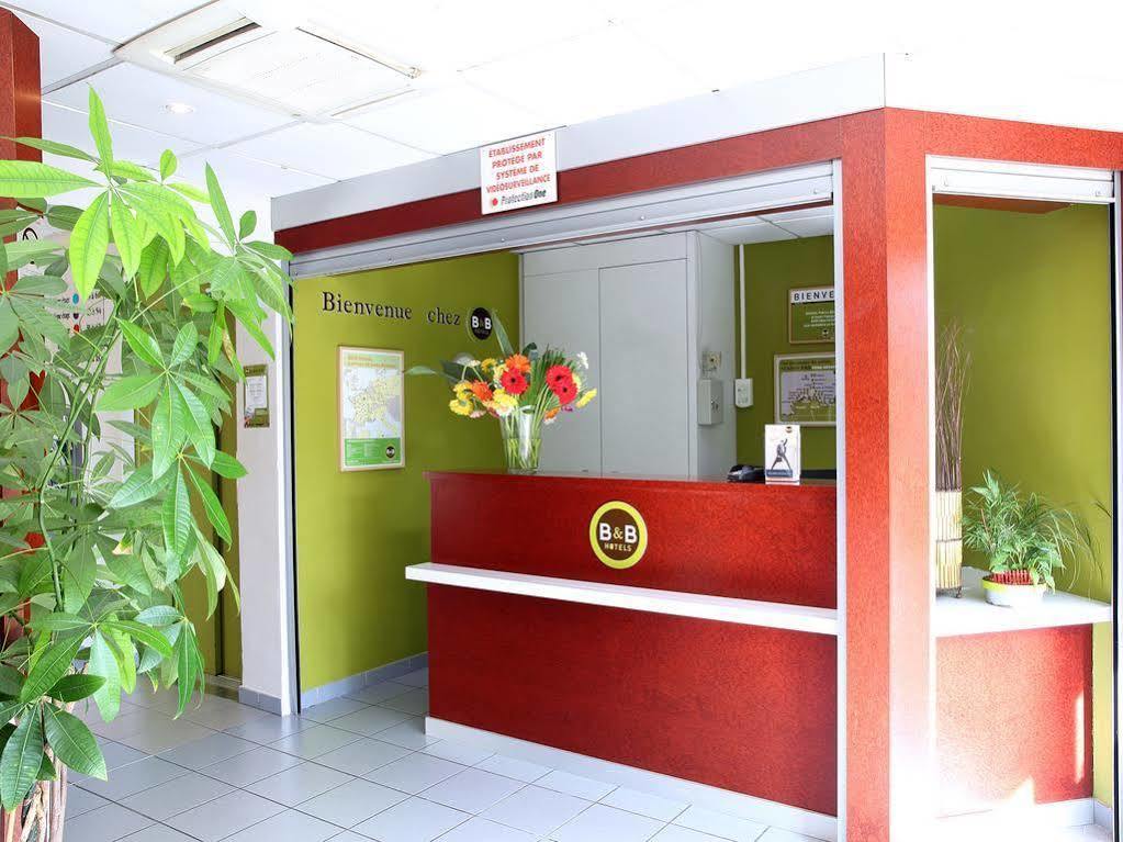 B&B Hotel อิแยร์ ภายนอก รูปภาพ