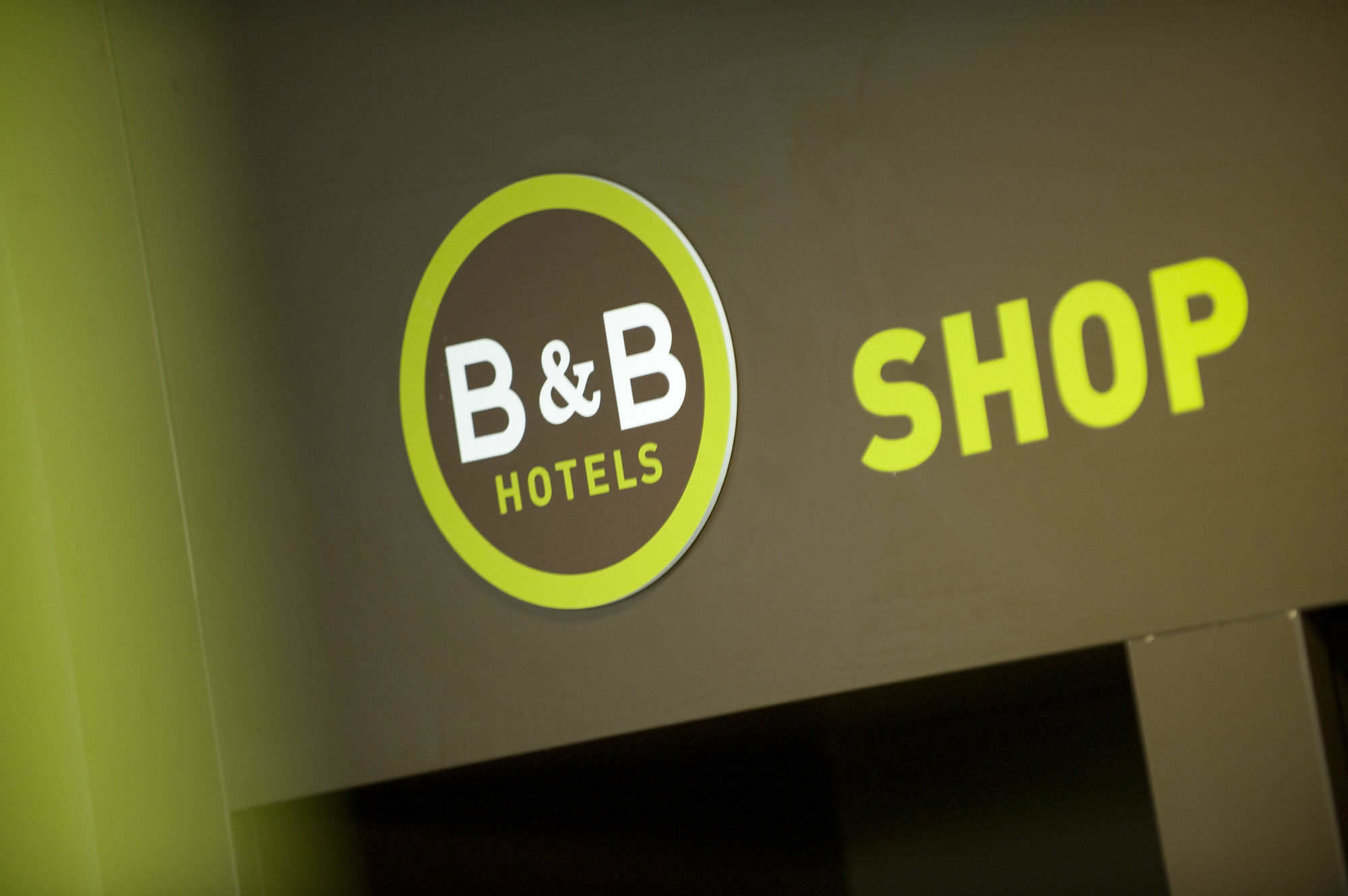 B&B Hotel อิแยร์ ภายนอก รูปภาพ